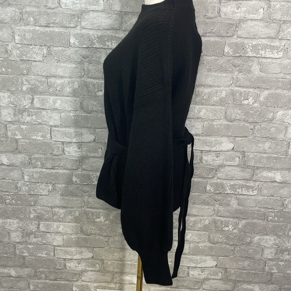 Vici Open Back Tie Waist Balloon Sleeve Black Sweater - Picture 6 of 9